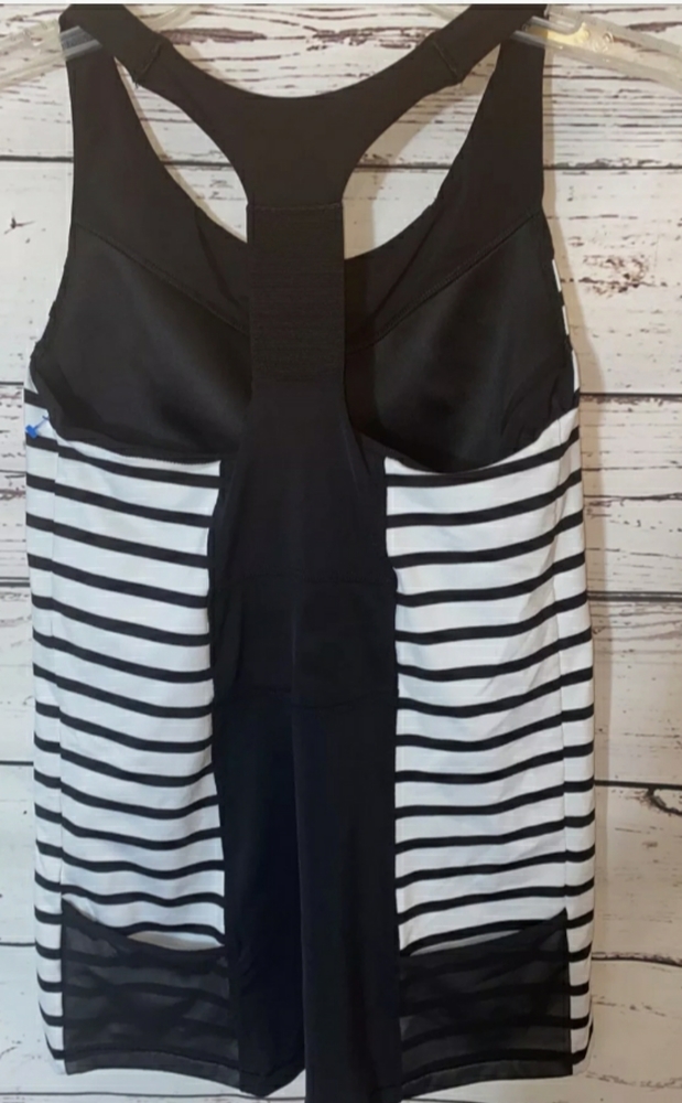 Athleta Active Racerback Top Size Small - Picture 5 of 6